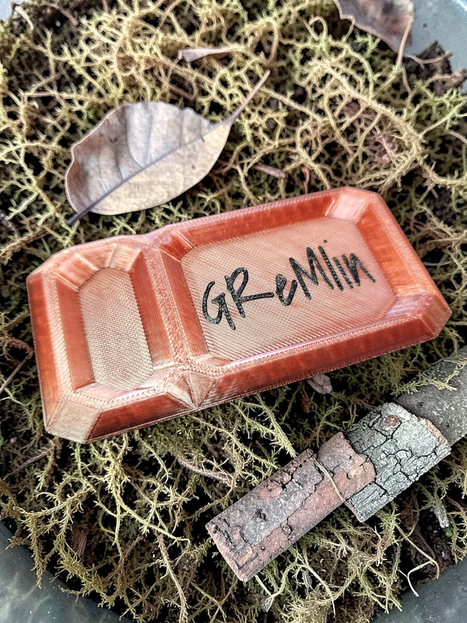 Dual Feeding Dish (4" x 2") - Image 10