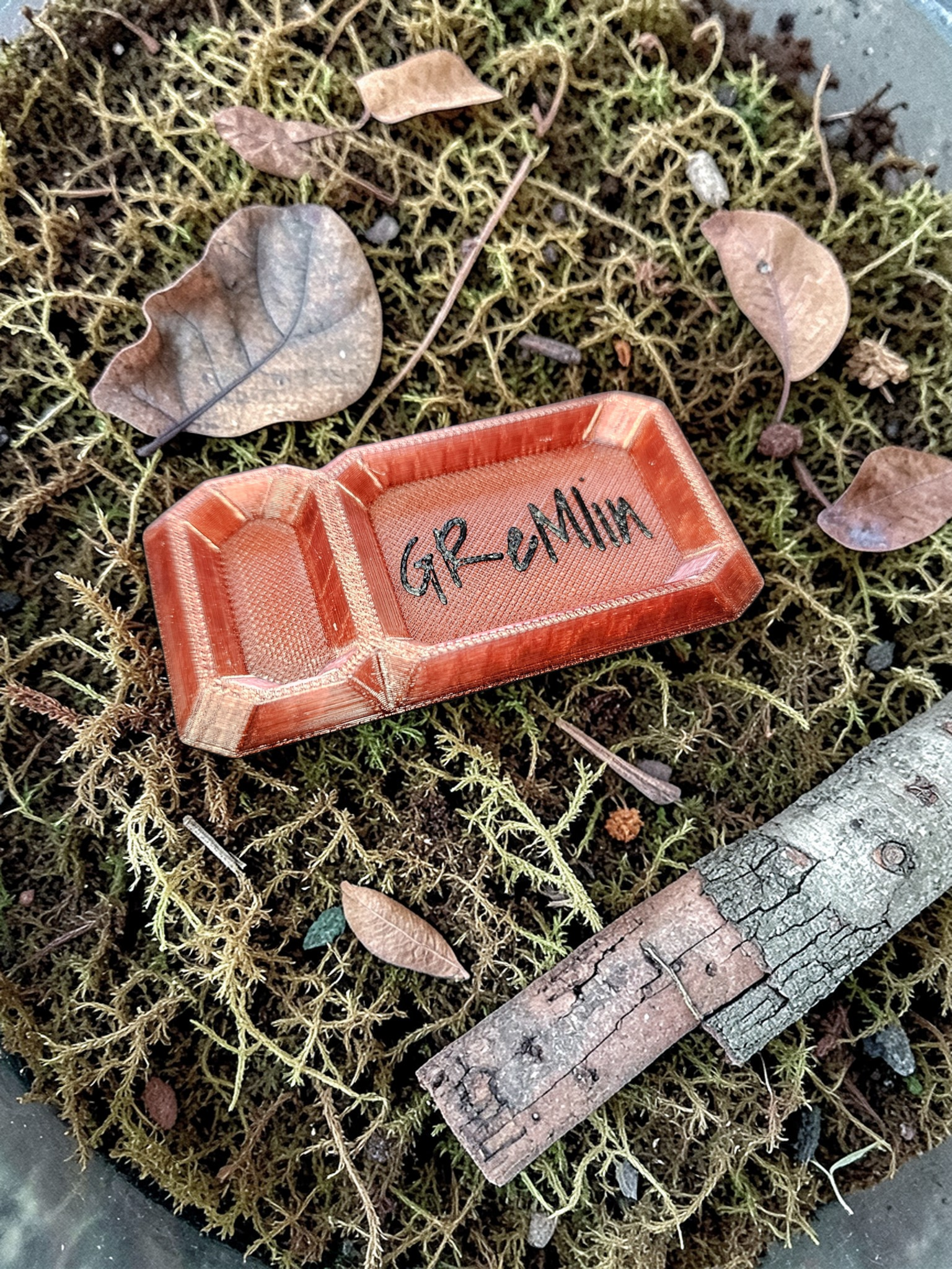 Dual Feeding Dish Mini (3" x 1.5") - Image 2